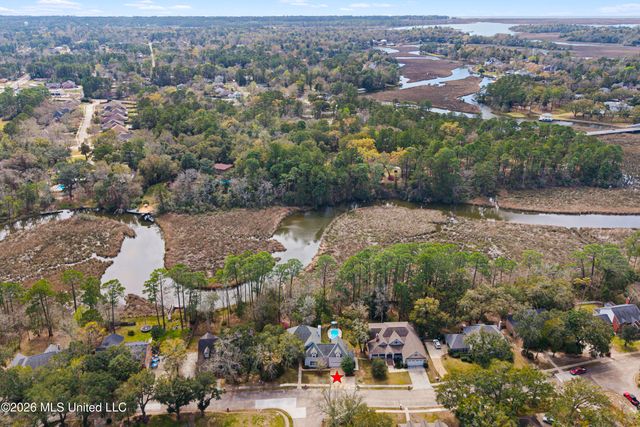 3824 Chaumont Circle, Ocean Springs, MS 39564