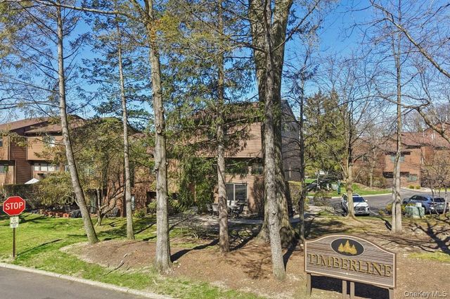 36 Tulip Court, Nanuet, NY 10954