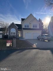 78 WATSON DR, Mount Laurel, NJ 08054