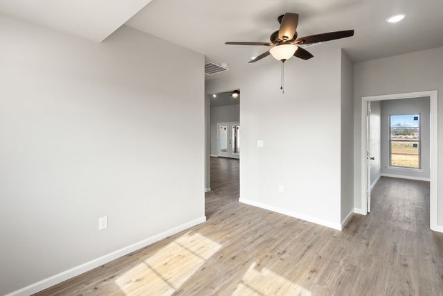150 Private Road 5440, Point, TX 75472
