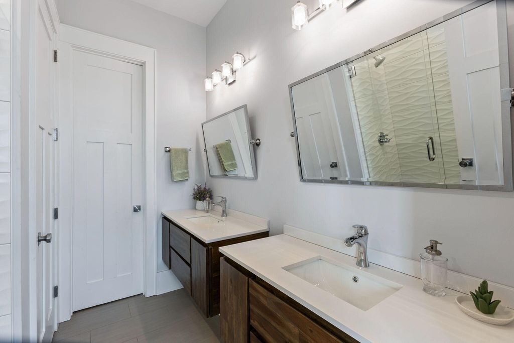 Image 21 of property listing at 4121 Golf Cottage Lane, Johns Island, SC 29455