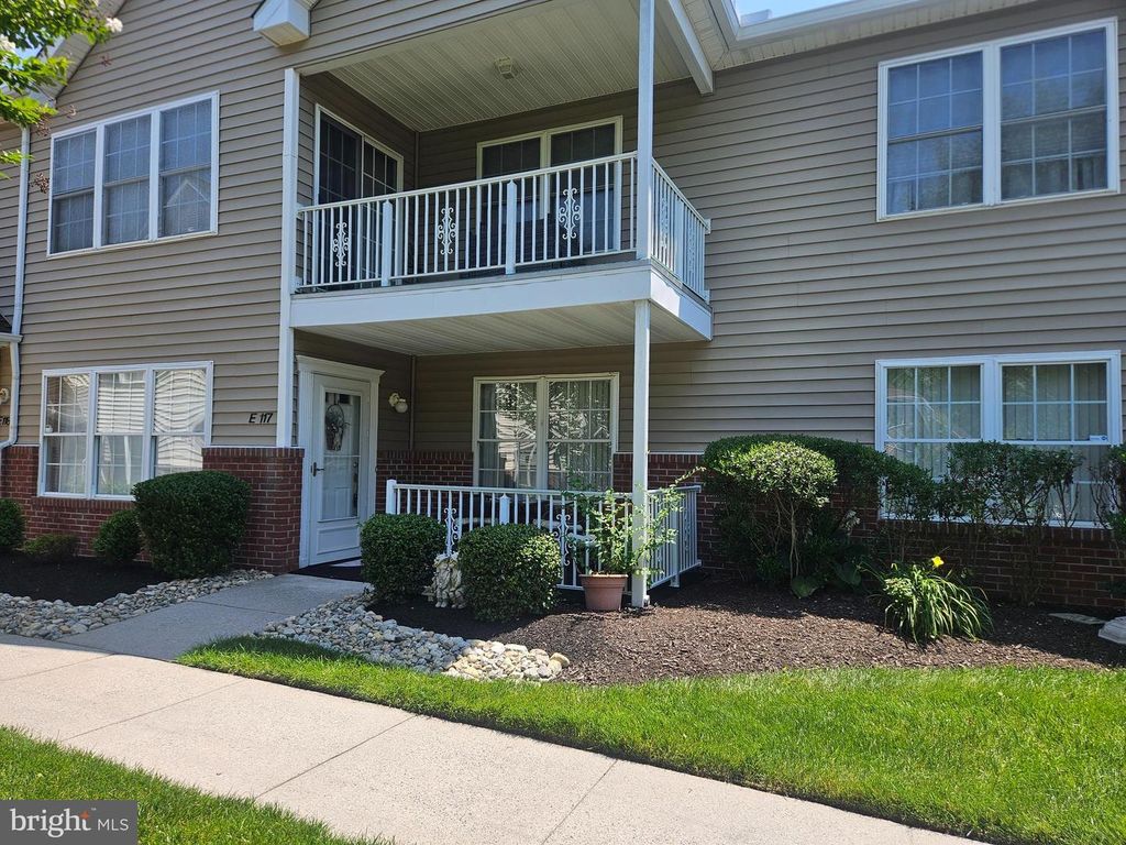 117-E E PRISTINE PL, Sewell, NJ 08080