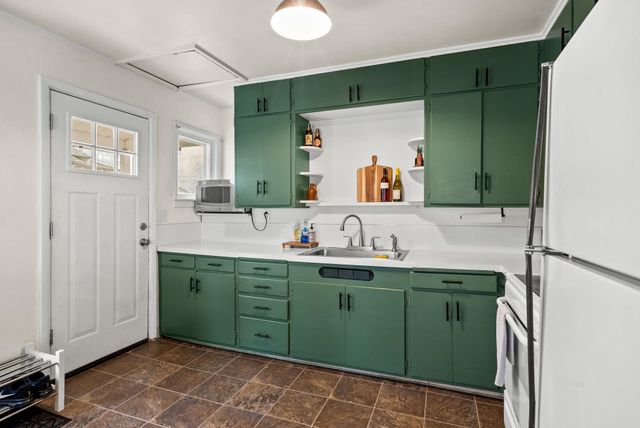 4211 N Wall St, Spokane, WA 99205