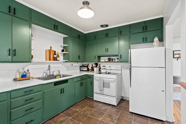 4211 N Wall St, Spokane, WA 99205