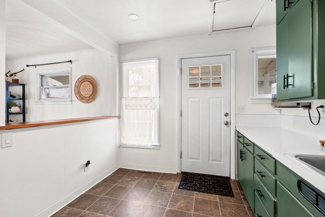 4211 N Wall St, Spokane, WA 99205