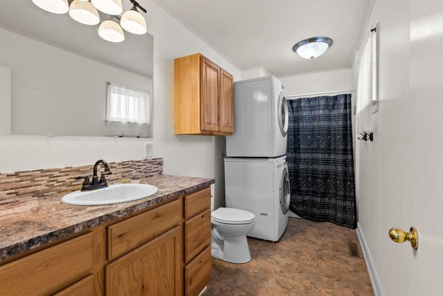 4211 N Wall St, Spokane, WA 99205