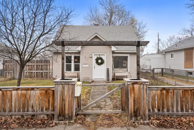 4211 N Wall St, Spokane, WA 99205