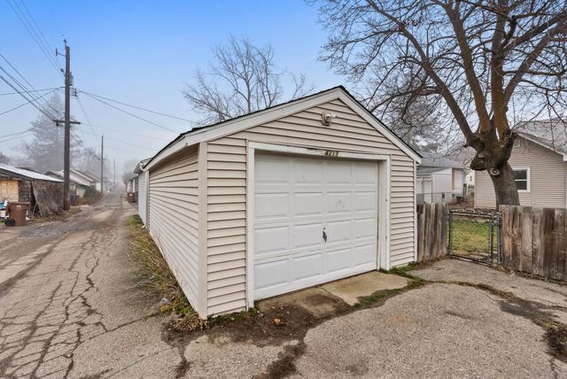 4211 N Wall St, Spokane, WA 99205