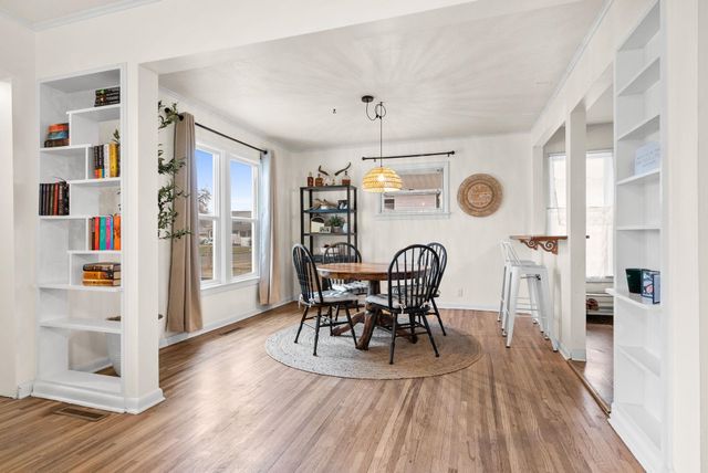 4211 N Wall St, Spokane, WA 99205