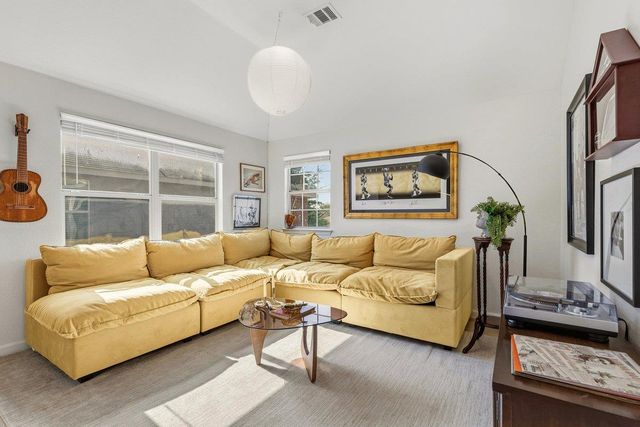 7400 S Glenn ST, Austin, TX 78744