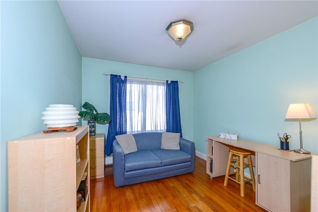 77 Gardiner Avenue, East Providence, RI 02914