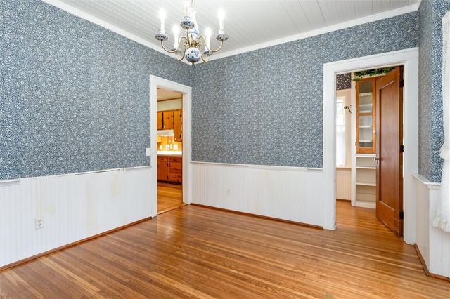 3242 Saint Paul Boulevard, Irondequoit, NY 14617