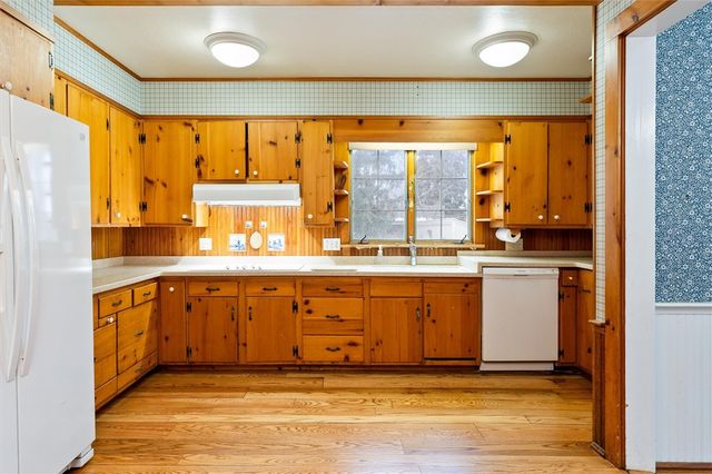 3242 Saint Paul Boulevard, Irondequoit, NY 14617