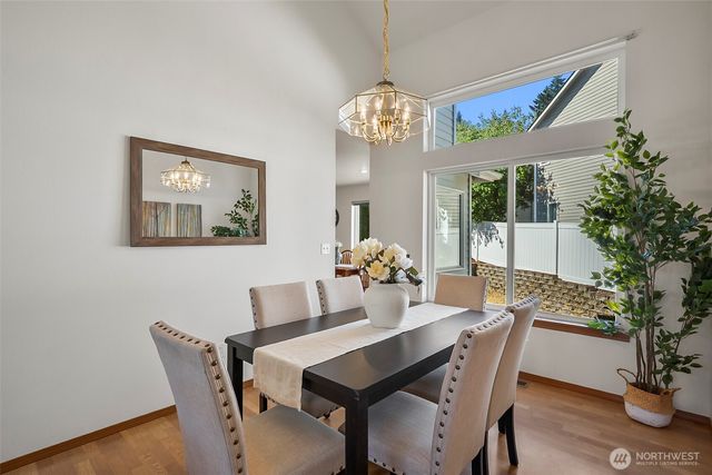 8721 128th Avenue NE, Kirkland, WA 98033