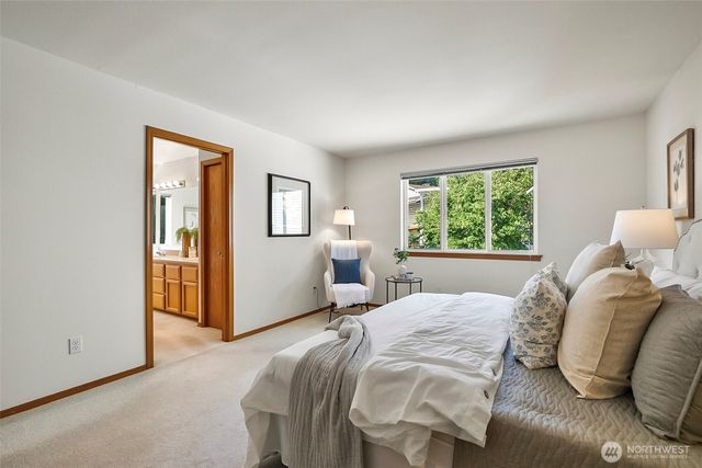 8721 128th Avenue NE, Kirkland, WA 98033