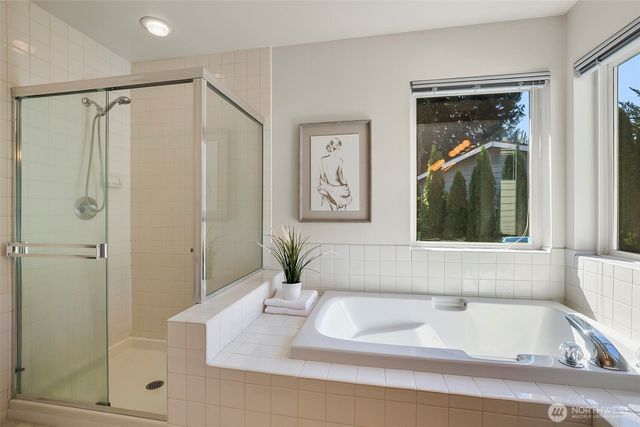 8721 128th Avenue NE, Kirkland, WA 98033