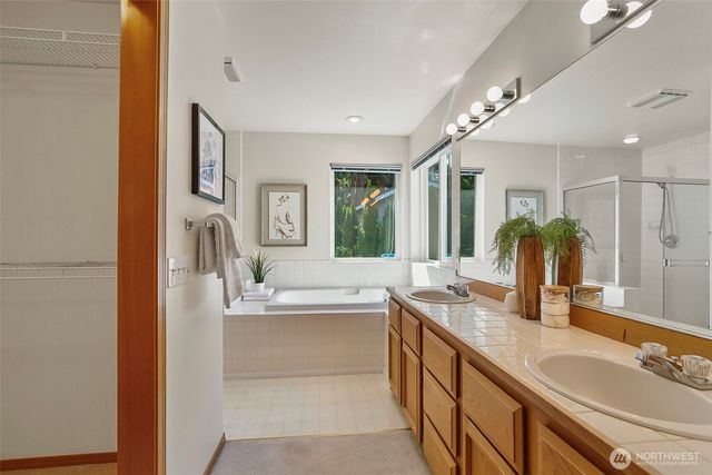 8721 128th Avenue NE, Kirkland, WA 98033