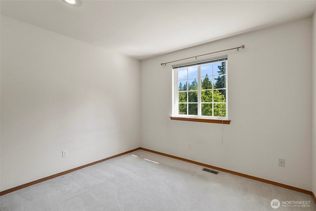 8721 128th Avenue NE, Kirkland, WA 98033