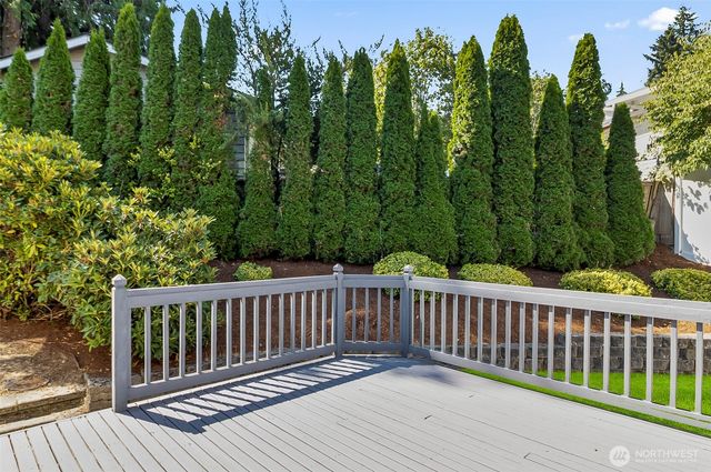 8721 128th Avenue NE, Kirkland, WA 98033
