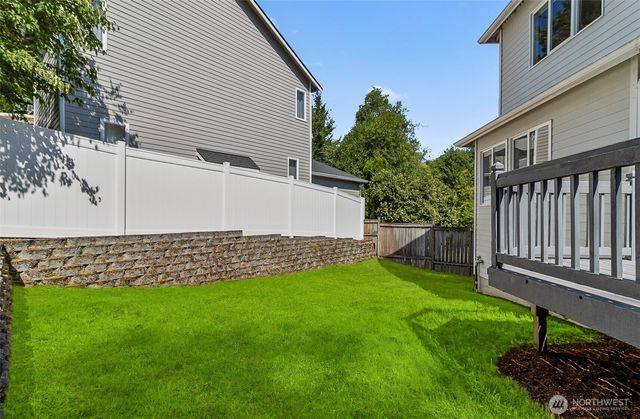 8721 128th Avenue NE, Kirkland, WA 98033