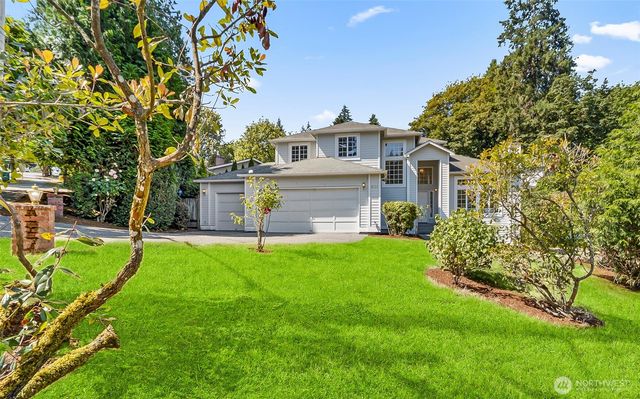 8721 128th Avenue NE, Kirkland, WA 98033