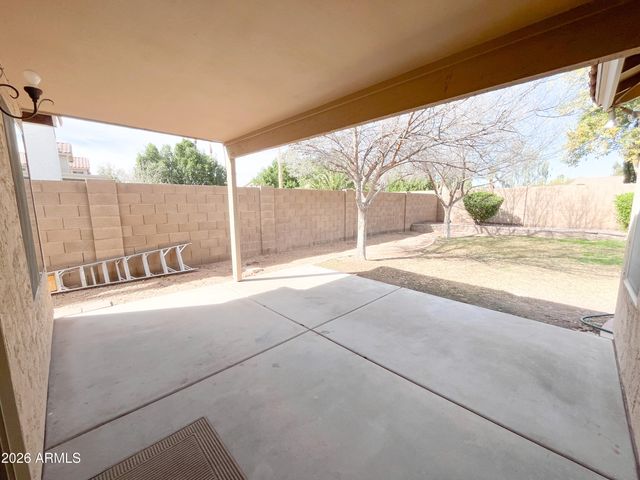 1282 W MACAW Drive, Chandler, AZ 85286