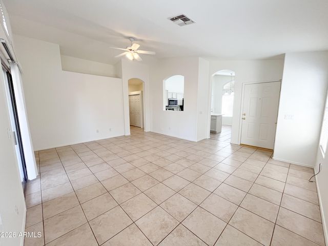 1282 W MACAW Drive, Chandler, AZ 85286