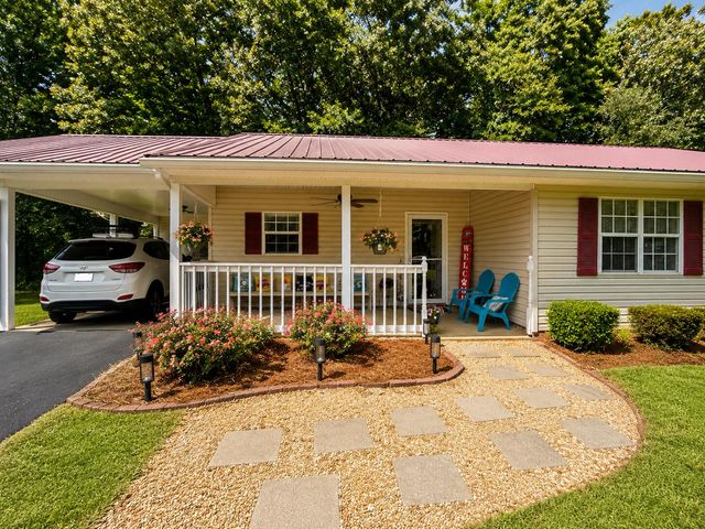 65 Briarwood Drive, Summerville, GA 30747