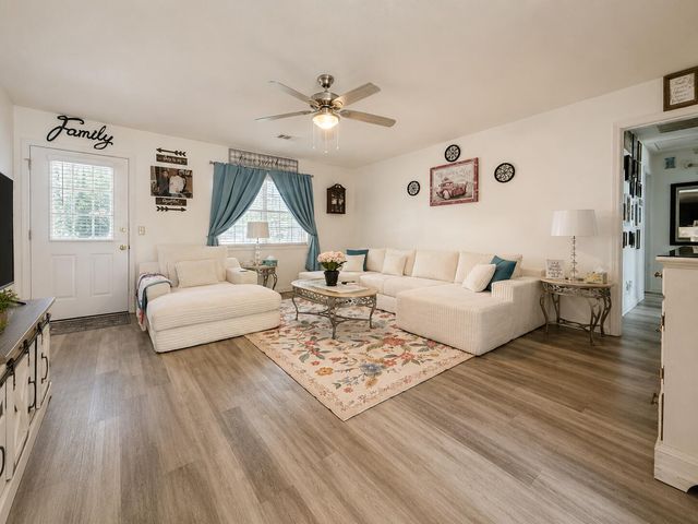 65 Briarwood Drive, Summerville, GA 30747