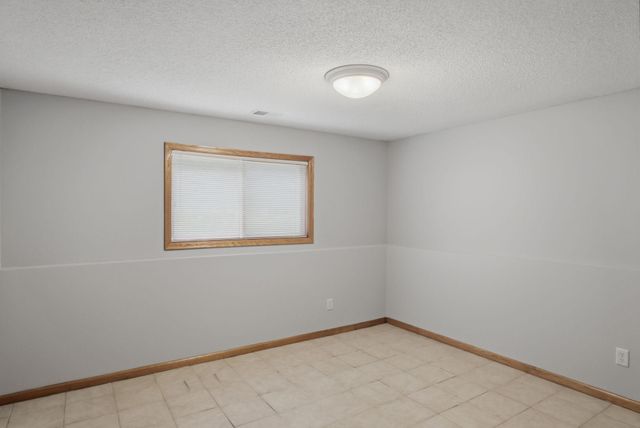 8182 Lori Lane, Woodbury, MN 55125