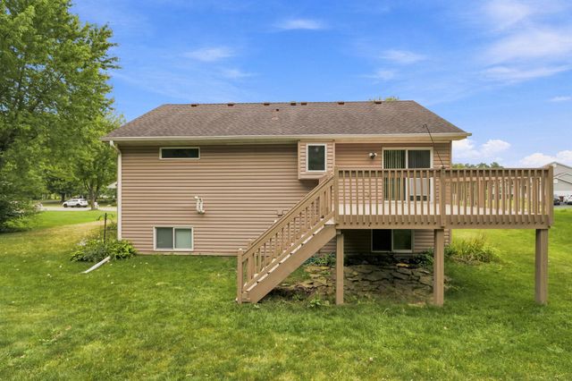 8182 Lori Lane, Woodbury, MN 55125