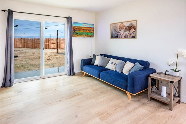 1160 Barbara, Thermal, CA 92274