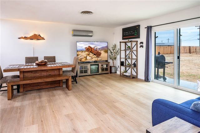 1160 Barbara, Thermal, CA 92274