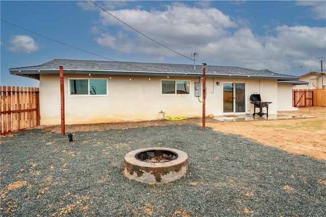 1160 Barbara, Thermal, CA 92274