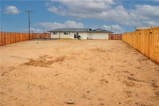 1160 Barbara, Thermal, CA 92274