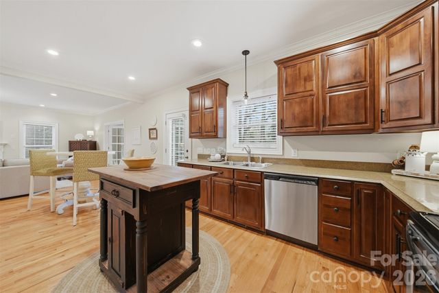 2716 Charleston Court, Claremont, NC 28610