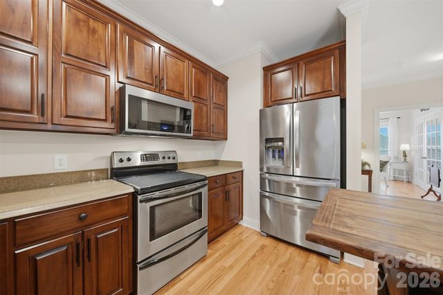 2716 Charleston Court, Claremont, NC 28610