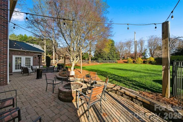 2716 Charleston Court, Claremont, NC 28610