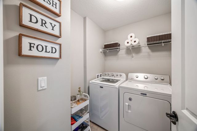 1208 Pleasant Street SE, Bondurant, IA 50035