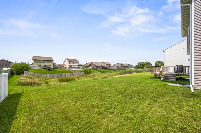 1208 Pleasant Street SE, Bondurant, IA 50035