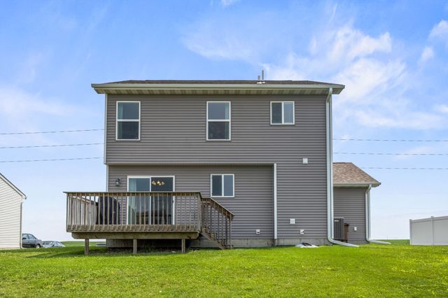 1208 Pleasant Street SE, Bondurant, IA 50035