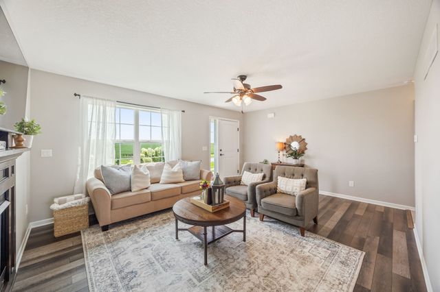 1208 Pleasant Street SE, Bondurant, IA 50035