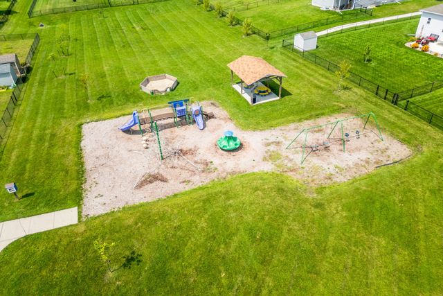 1208 Pleasant Street SE, Bondurant, IA 50035