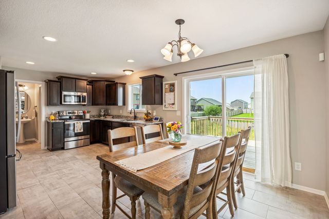 1208 Pleasant Street SE, Bondurant, IA 50035