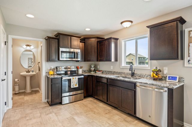1208 Pleasant Street SE, Bondurant, IA 50035