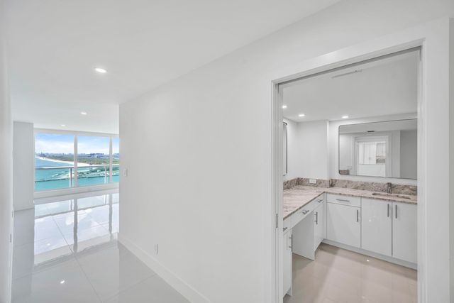 2100 S Ocean Lane 1608, Fort Lauderdale, FL 33316