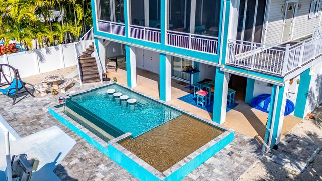 E 556 Caribbean Drive, Summerland Key, FL 33042