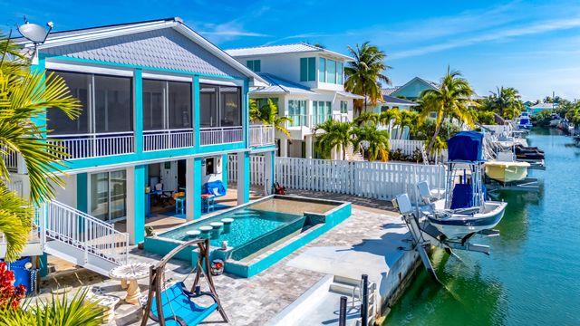 E 556 Caribbean Drive, Summerland Key, FL 33042