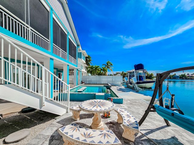 E 556 Caribbean Drive, Summerland Key, FL 33042