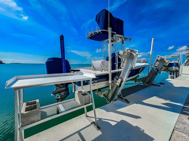 E 556 Caribbean Drive, Summerland Key, FL 33042